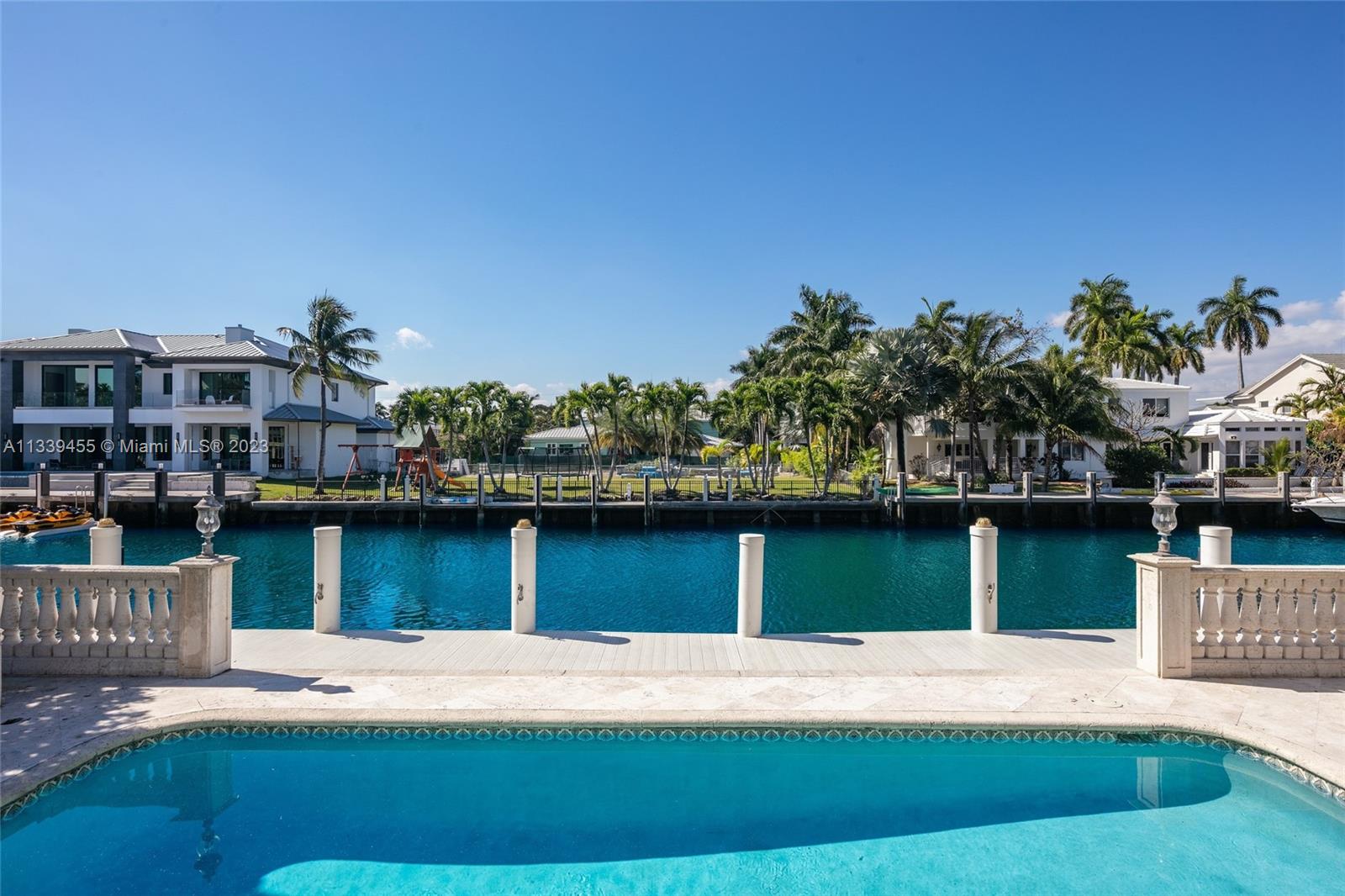 CORAL ISLES - Residential