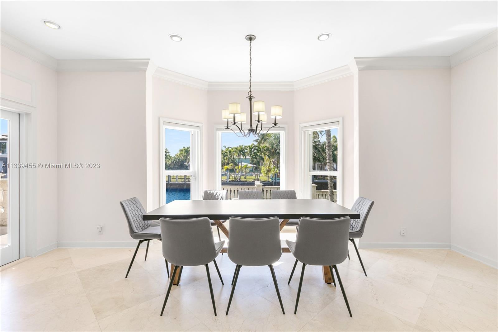 CORAL ISLES - Residential