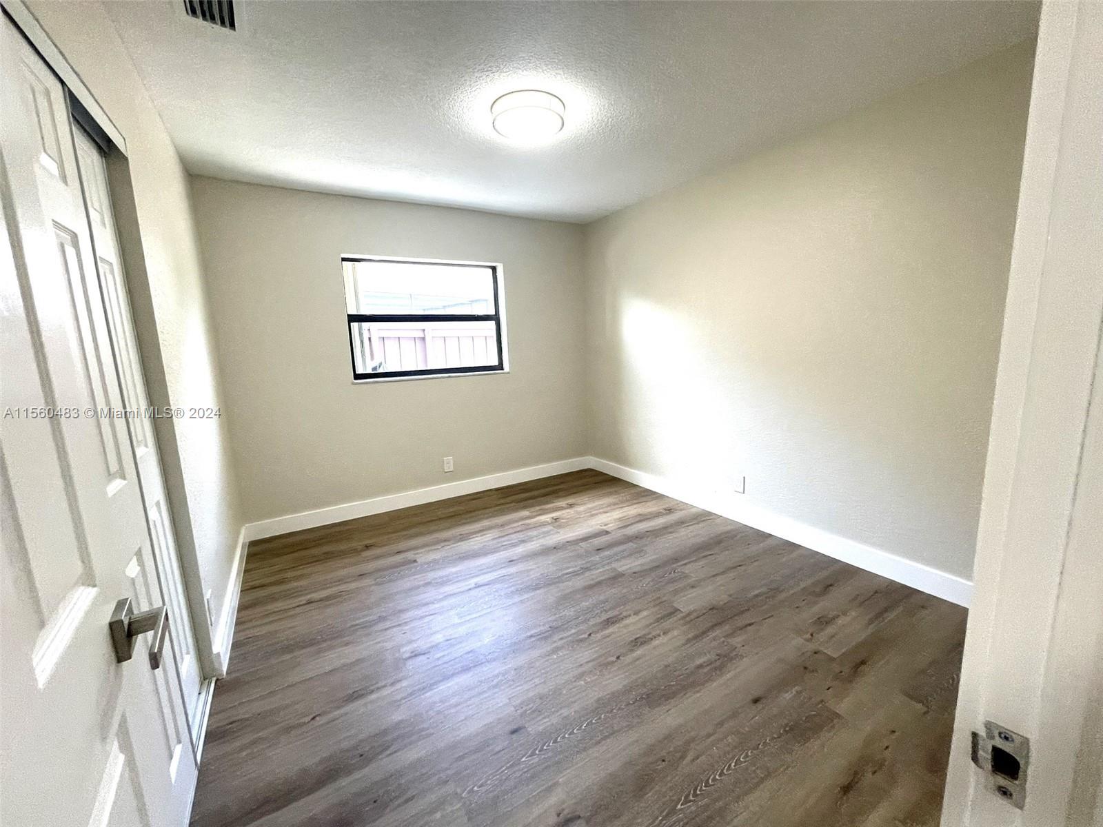NORTH LAUDERDALE VILLAGE - Residential