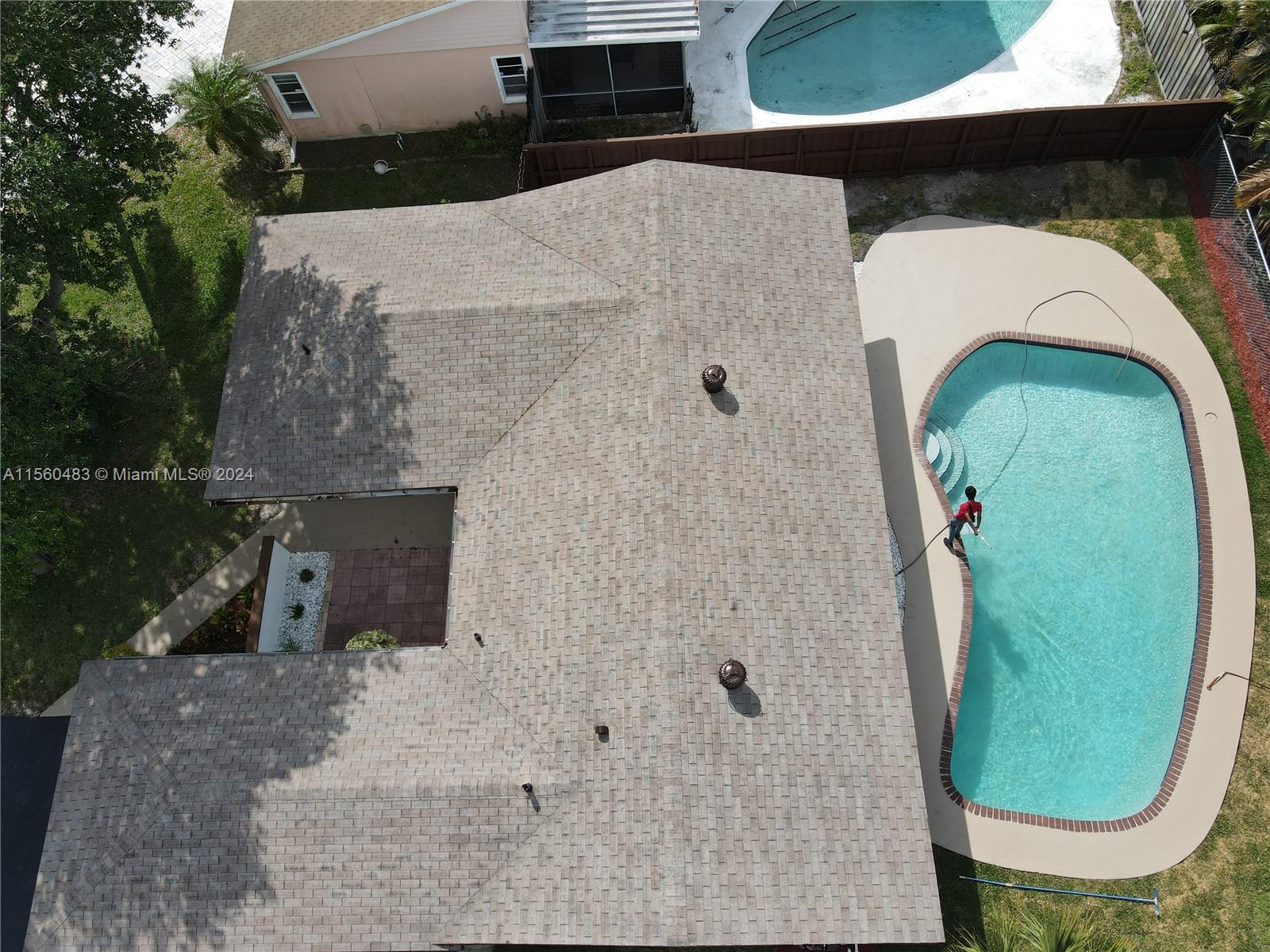 NORTH LAUDERDALE VILLAGE - Residential