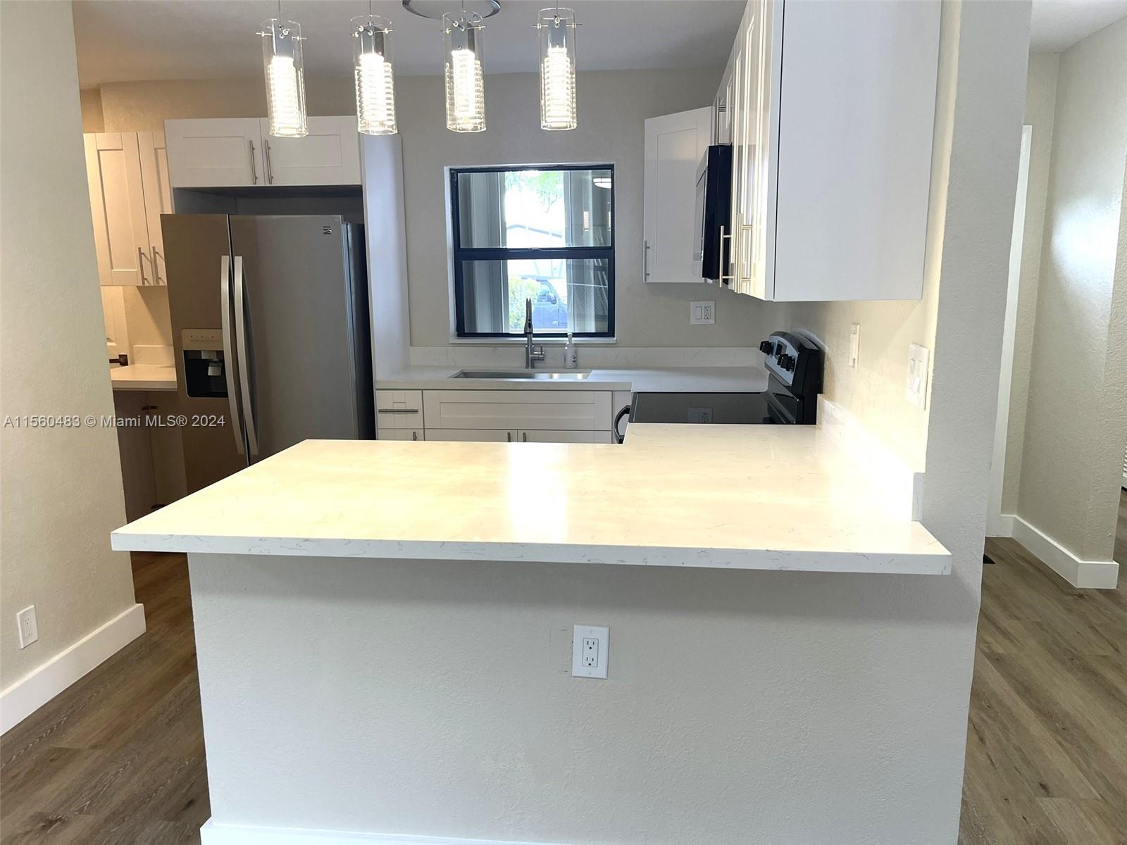 NORTH LAUDERDALE VILLAGE - Residential