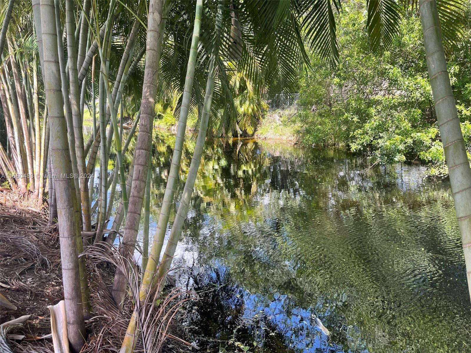 NORTH LAUDERDALE VILLAGE - Residential