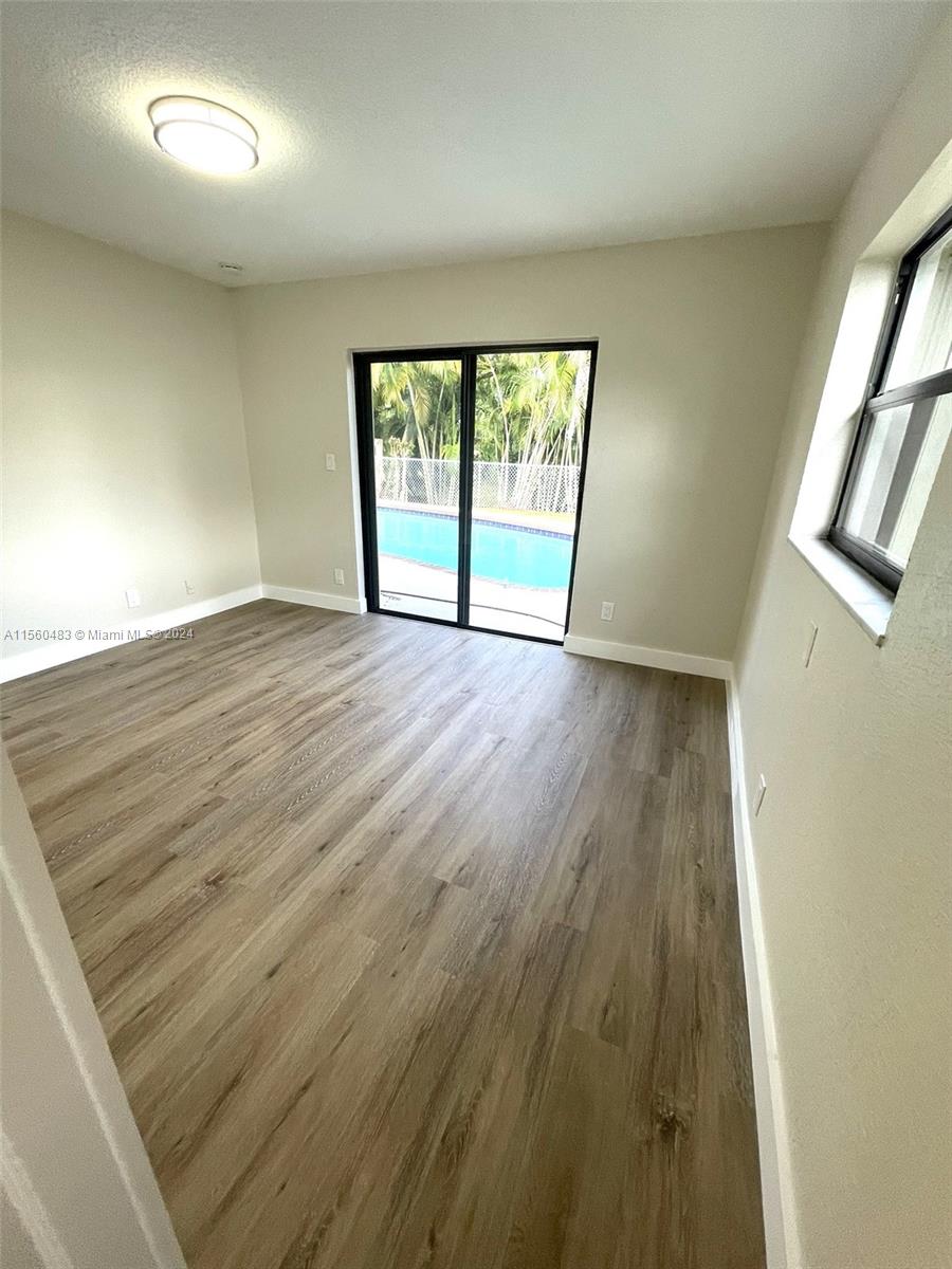 NORTH LAUDERDALE VILLAGE - Residential