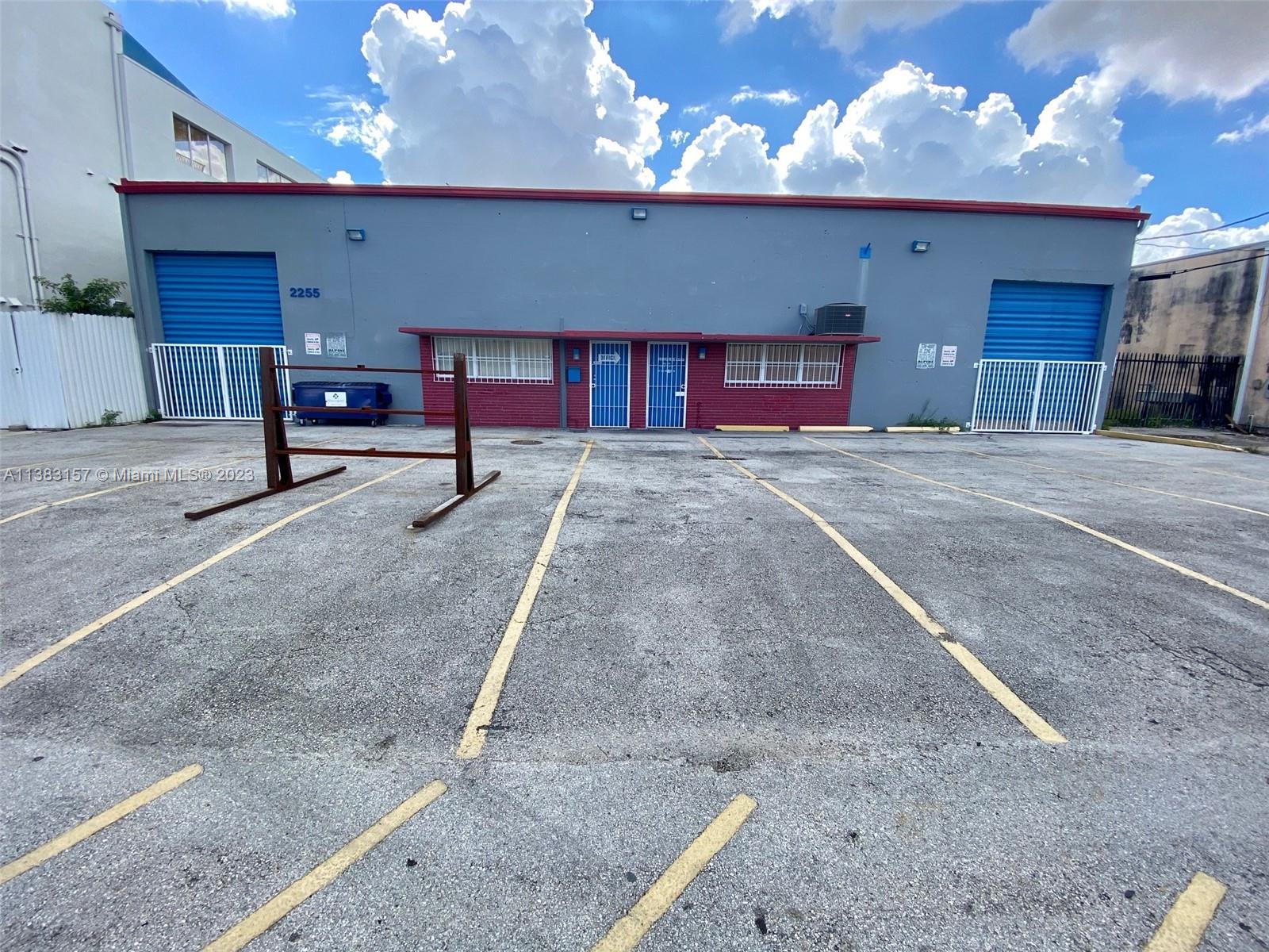 Excellent opportunity to lease a freestanding ±8,000 SF warehouse situated on a ±12,515 SF lot. The Property offers ±800 SF of office, 2 street level loading doors and plenty of parking.
Strategically located off Okeechobee Road, providing immediate access to all major thoroughfares.