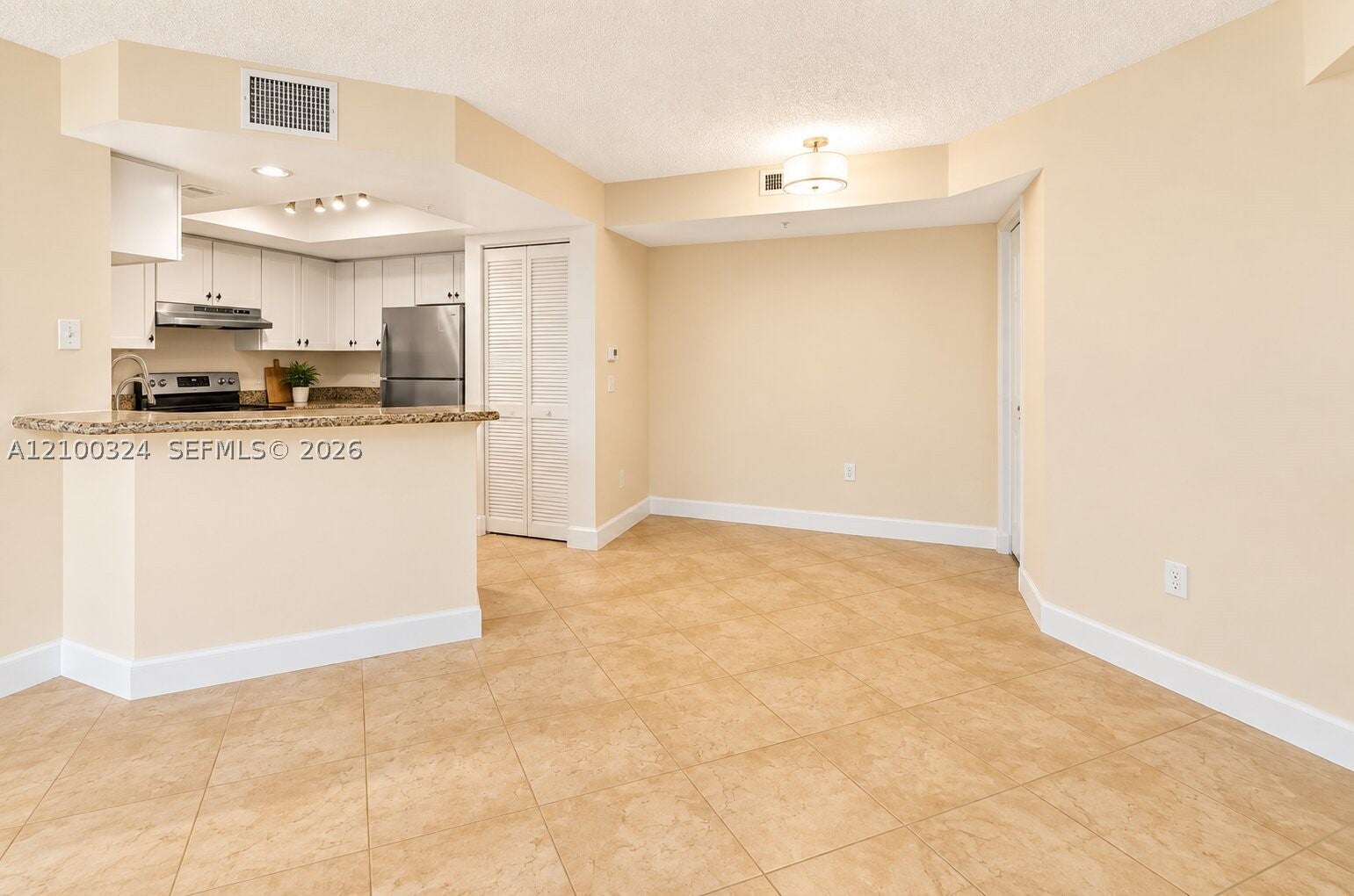 View photos, virtual tours, details... 2009 SE 10th Ave 302