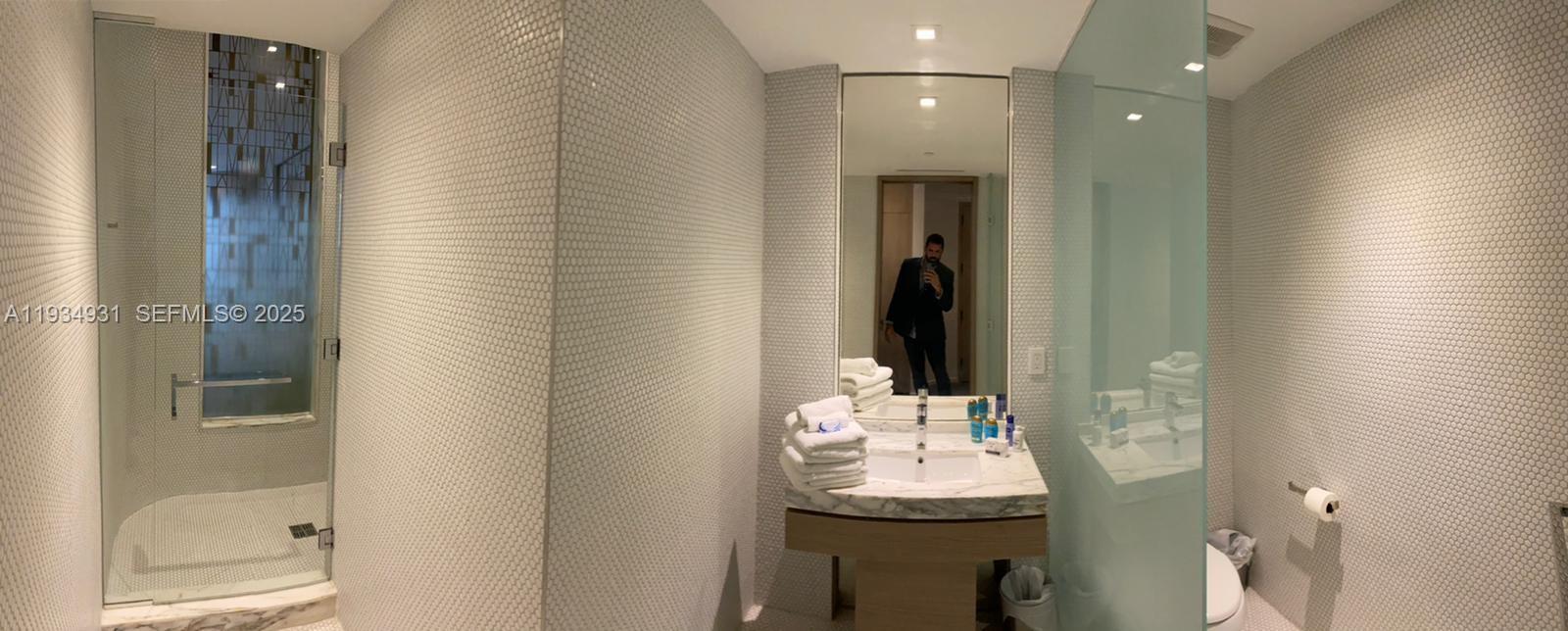 801 SMA DESIGNER SUITES C - Residential