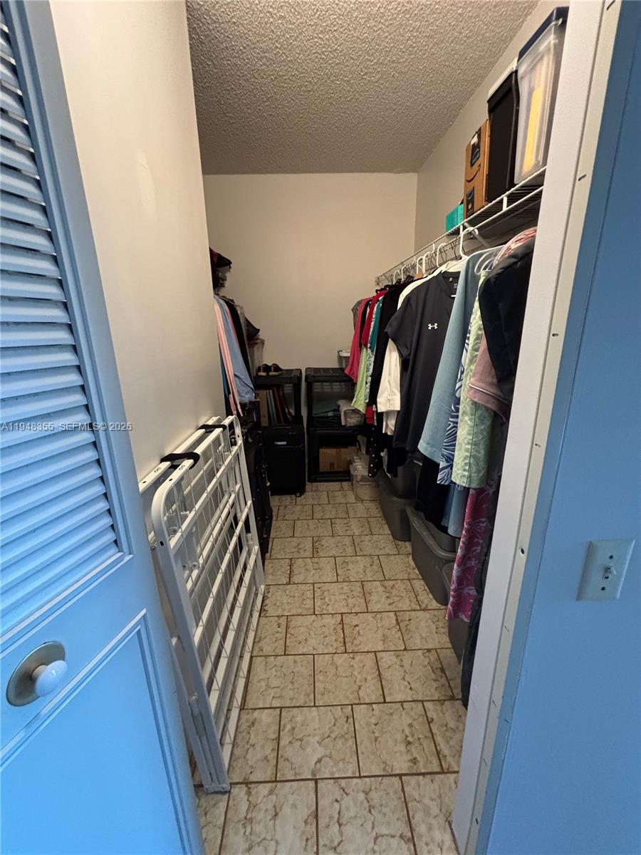 MARTINIQUE VILLAGE I COND - Residential