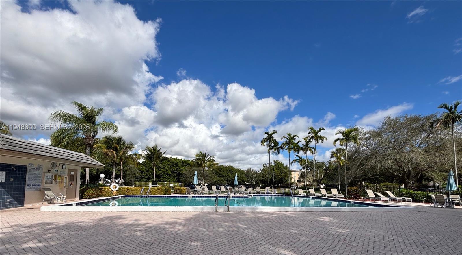 MARTINIQUE VILLAGE I COND - Residential