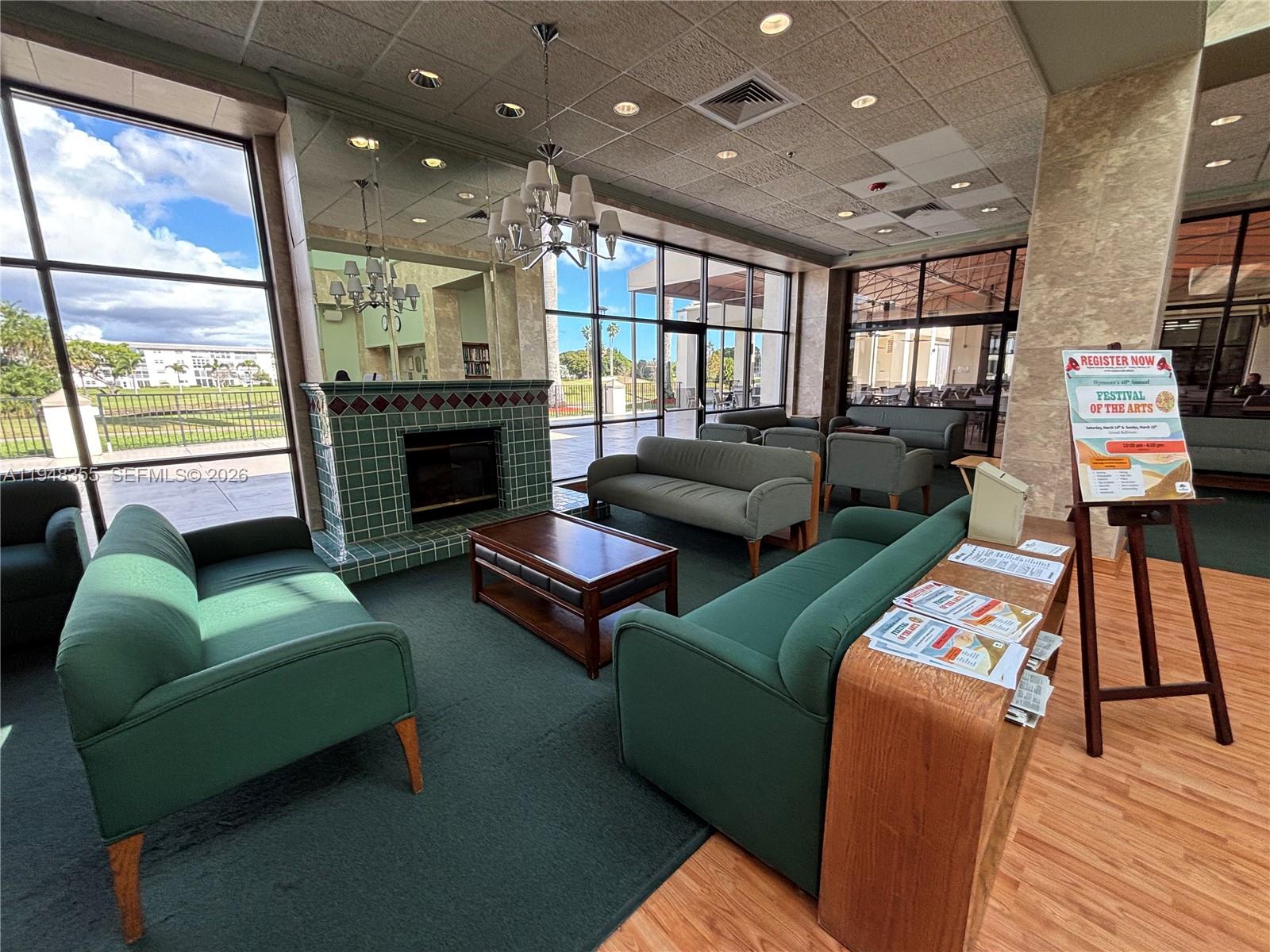 MARTINIQUE VILLAGE I COND - Residential