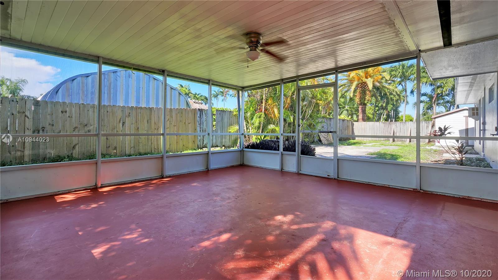 KENDALE LAKES SEC ONE - Residential