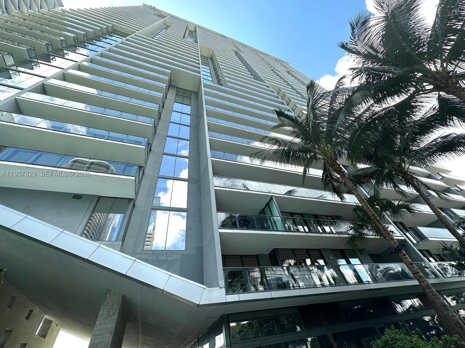 RISE CONDO - Residential
