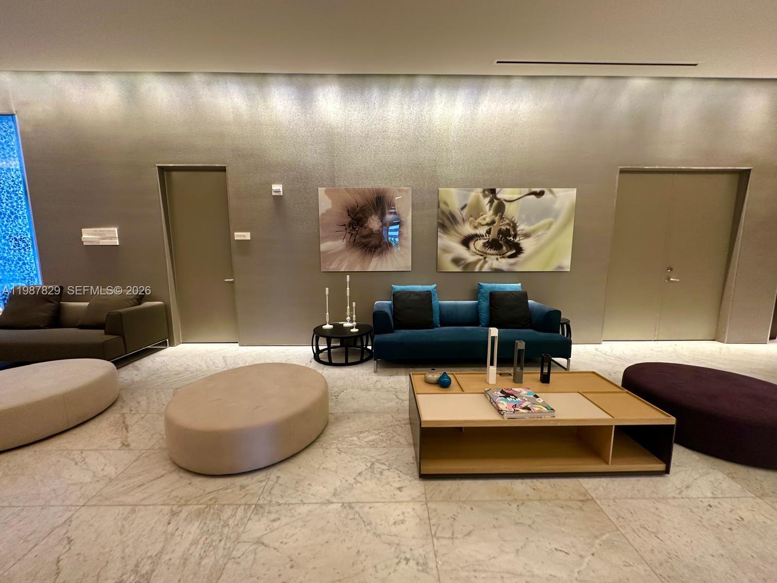RISE CONDO - Residential