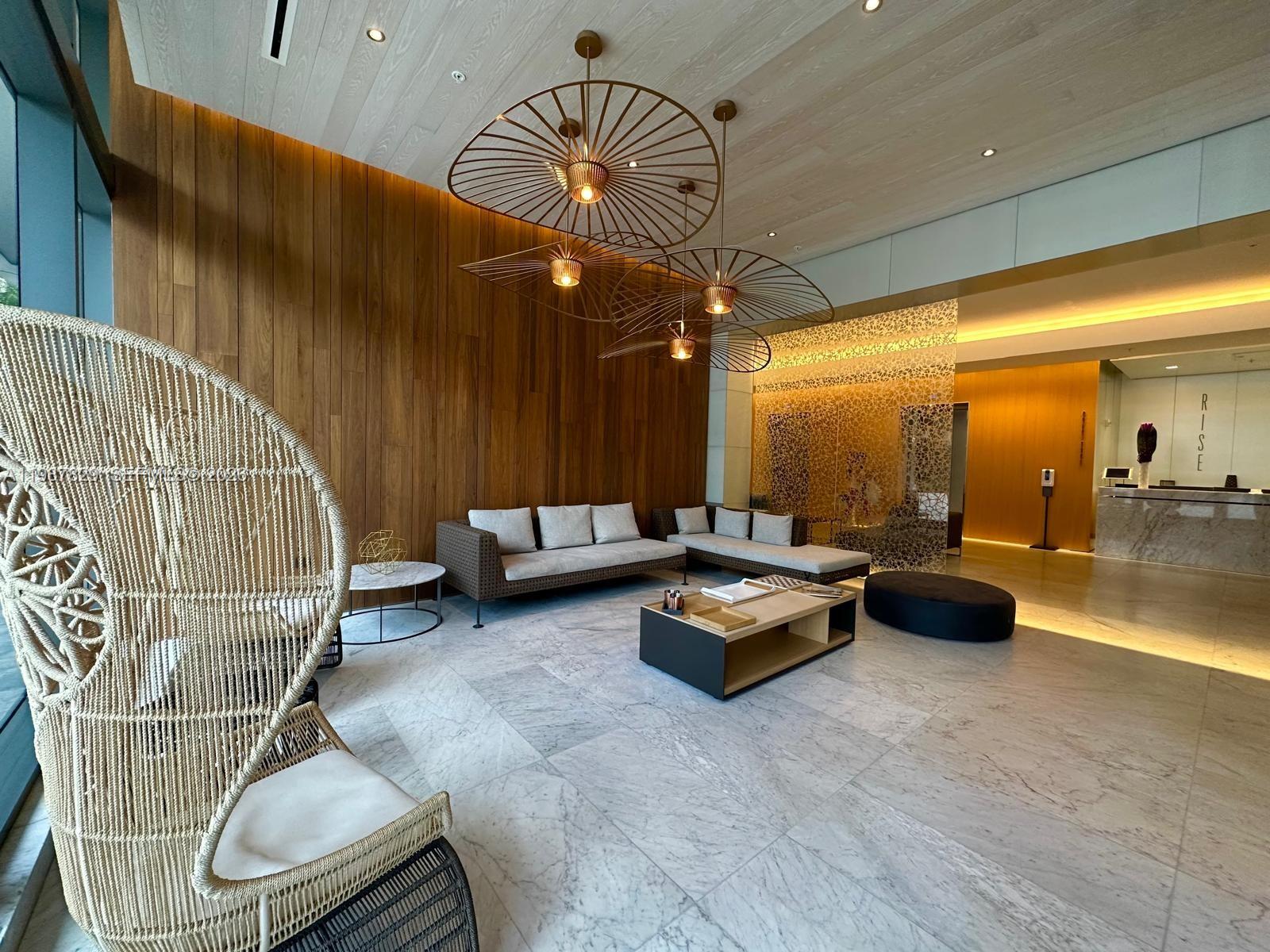 RISE CONDO - Residential