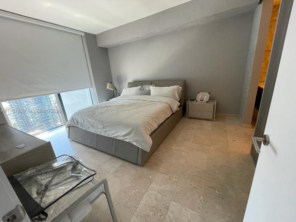 RISE CONDO - Residential