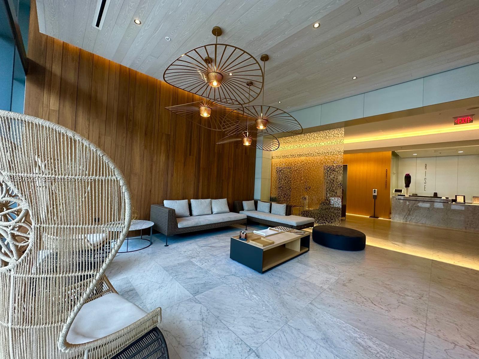 RISE CONDO - Residential