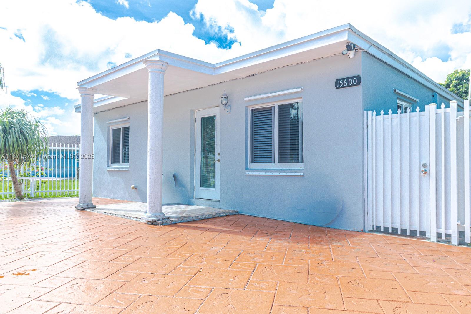 BUNCHE PARK - Residential