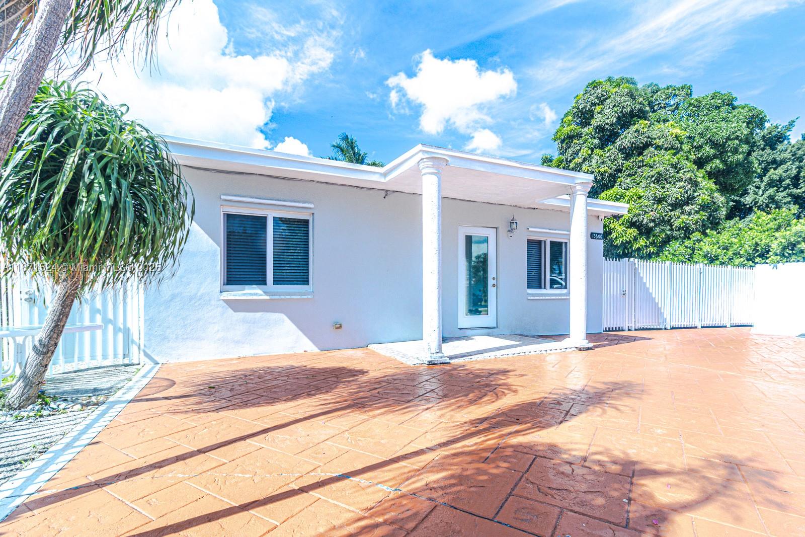 BUNCHE PARK - Residential