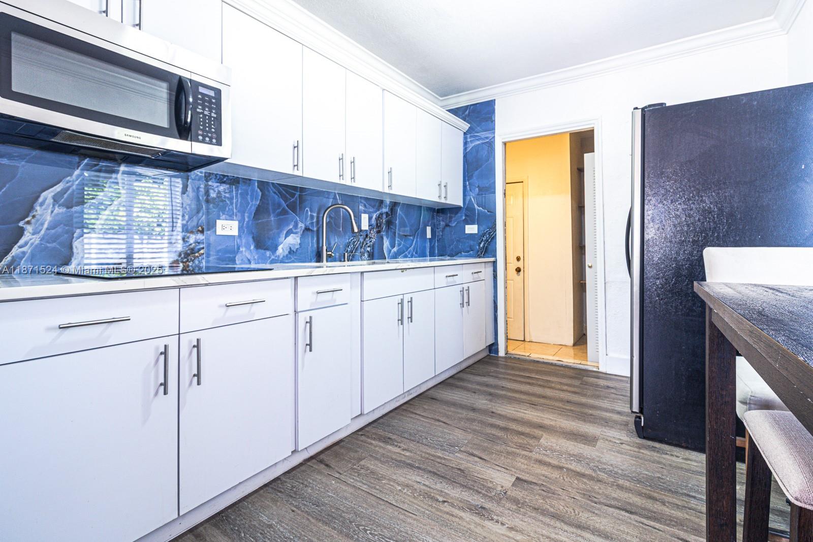 BUNCHE PARK - Residential