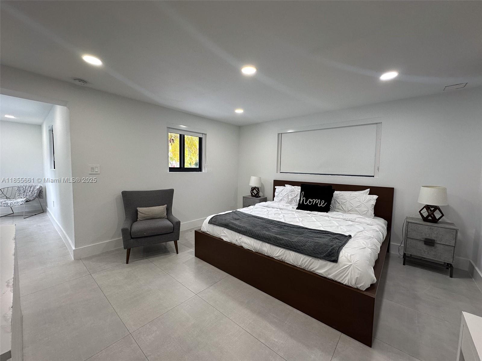 PINE TREE MANOR SEC 1 - Residential Lease