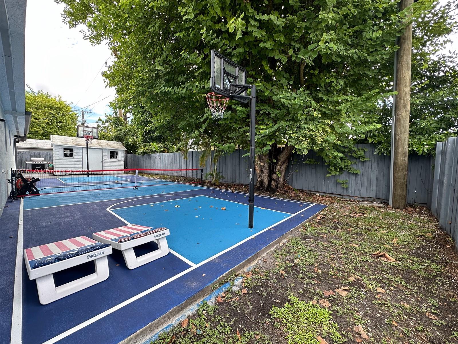 PINE TREE MANOR SEC 1 - Residential Lease