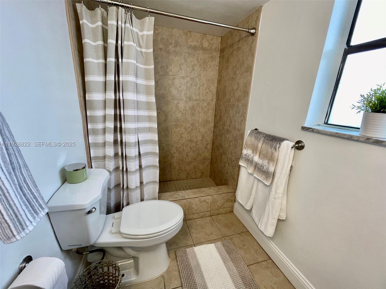 TOWER 1800 CONDO - Residential