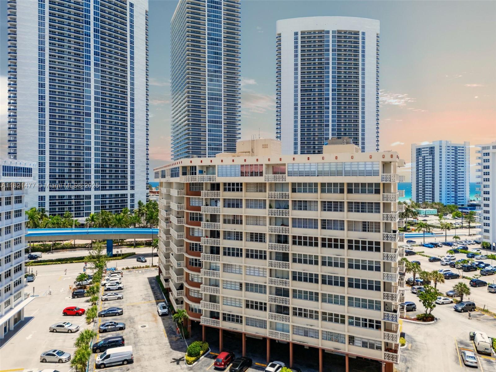 IMPERIAL TOWERS CONDO - Residential