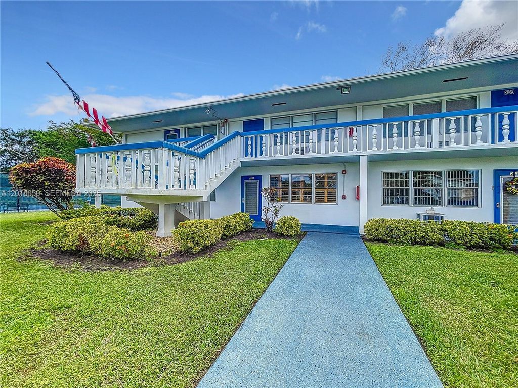 Photo of 226 Newport O #O, Deerfield Beach, FL 33442 (MLS # A12018050)