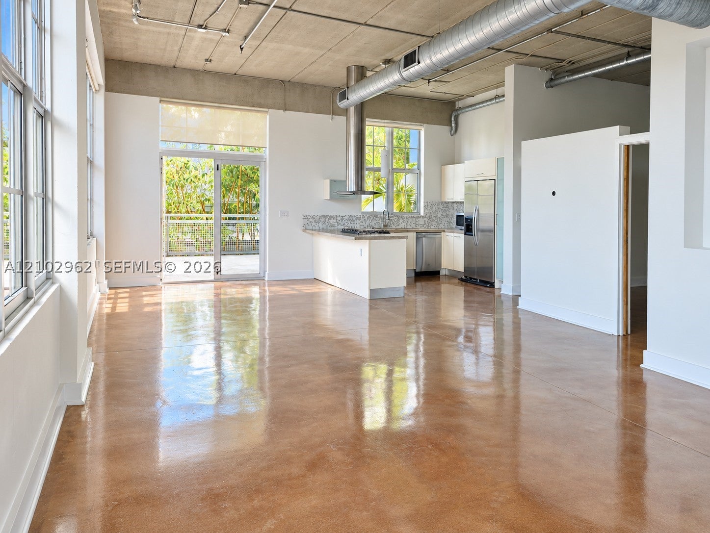 425 N Andrews Ave 201