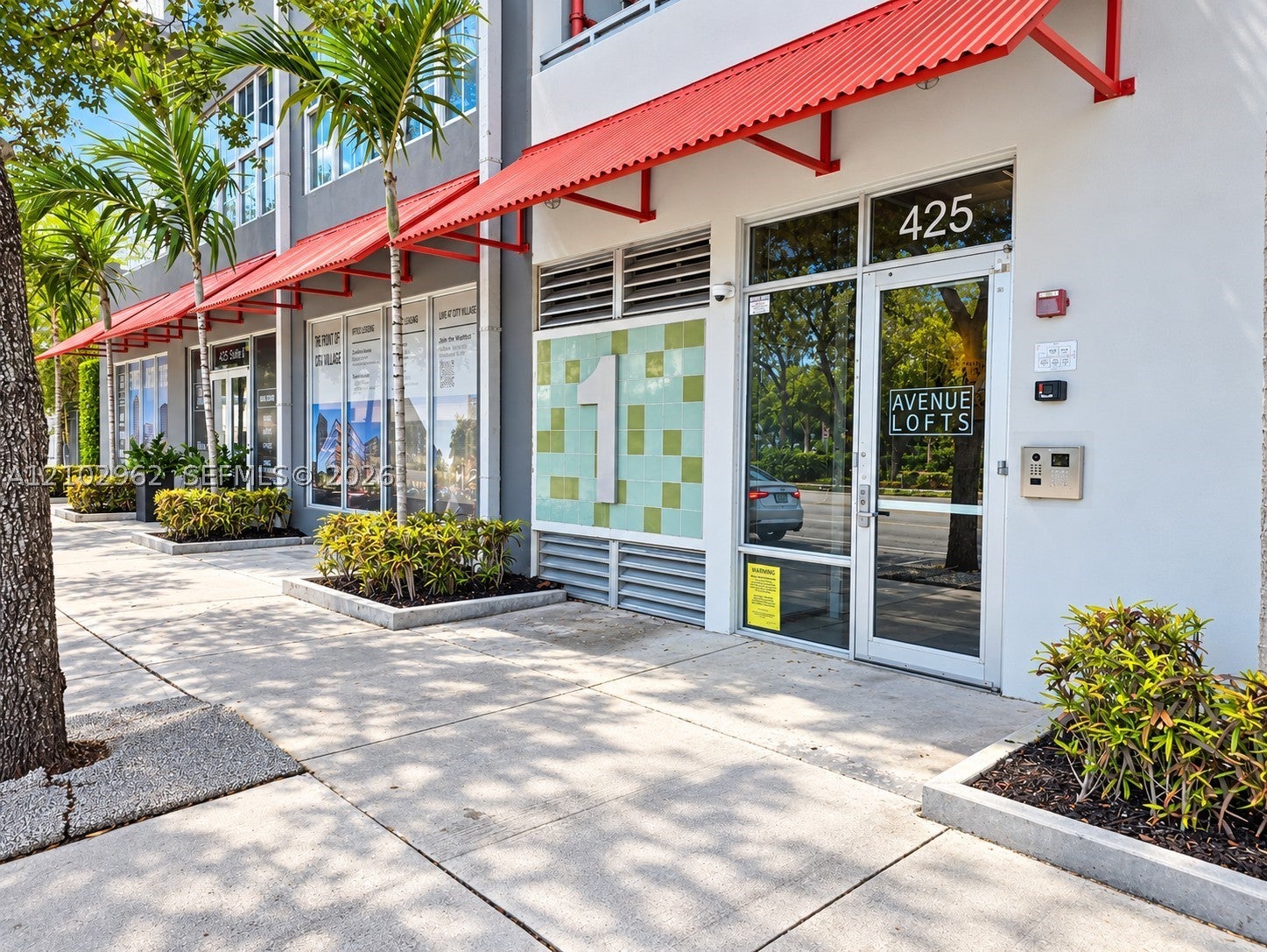 425 N Andrews Ave 201