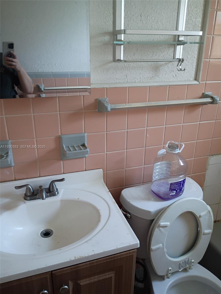 PINEWOOD SUBDIVISION - Residential Lease