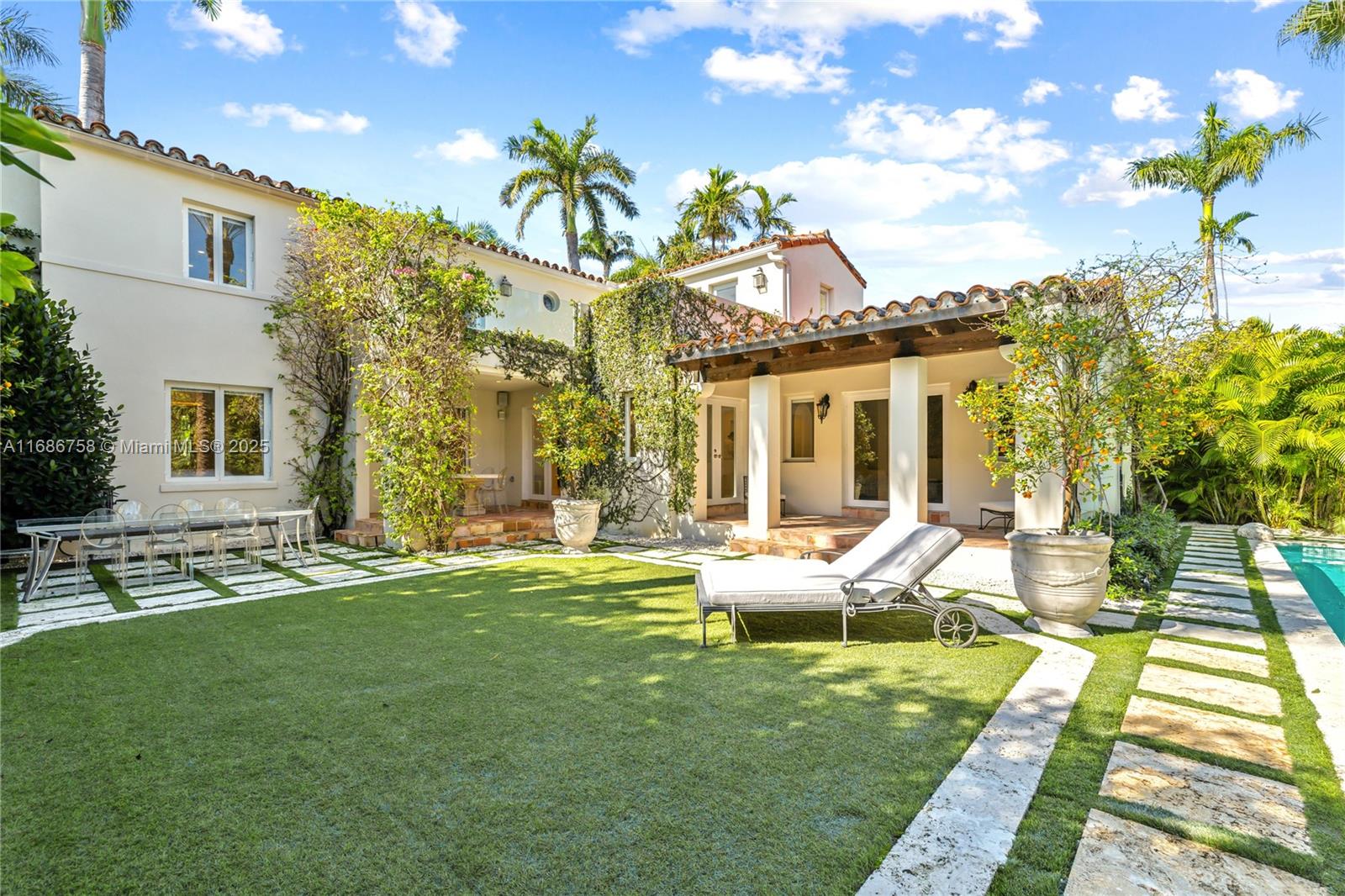 LA GORCE GOLF SUB - Residential