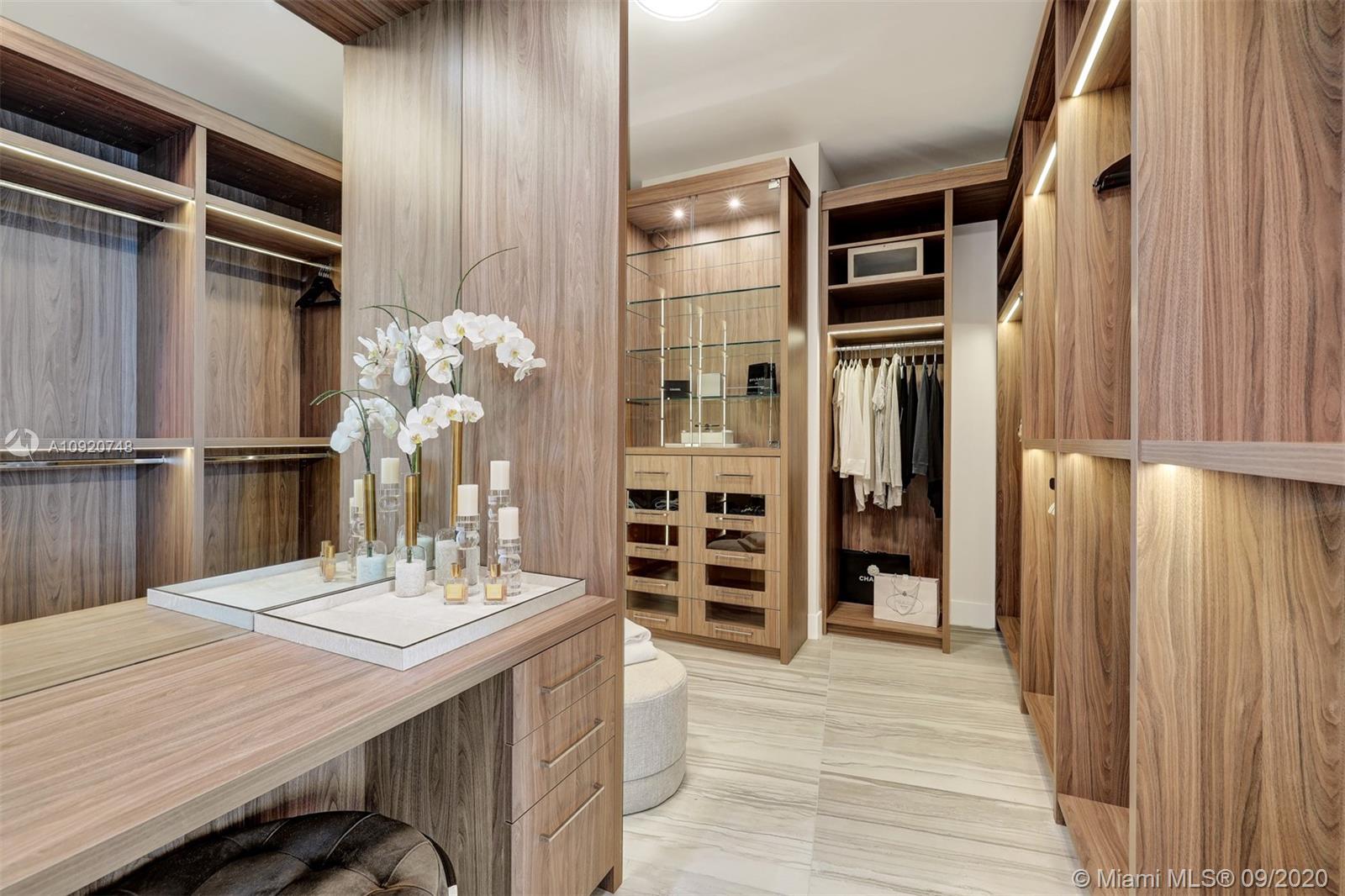 Auberge Beach Residences - Residential