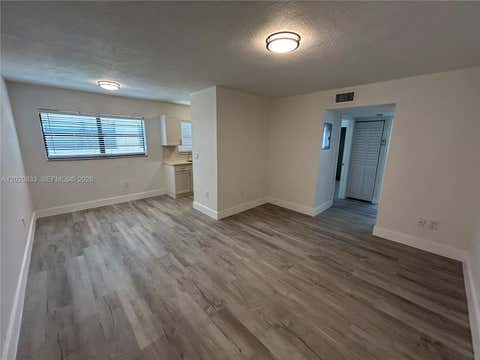 Photo of 5960 W 25th Ct #102, Hialeah, FL 33016 (MLS # A12029833)