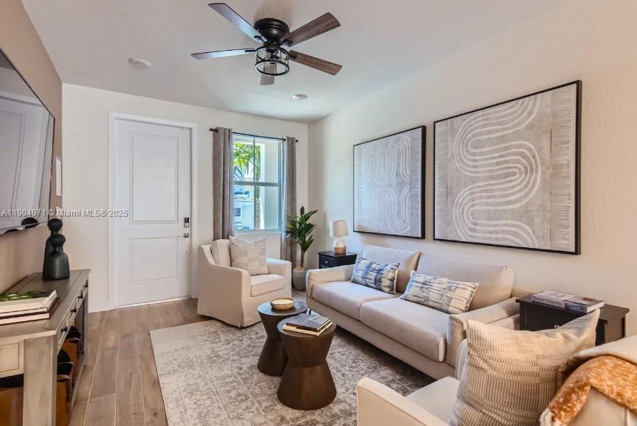 MERRICK SQUARE - Residential Lease