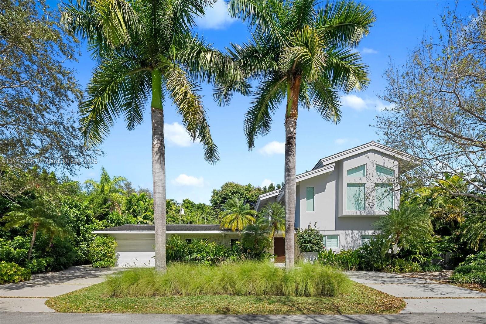 135 W Sunrise Ave, Coral Gables, Broward County, Florida - 5 Bedrooms  
6 Bathrooms - 