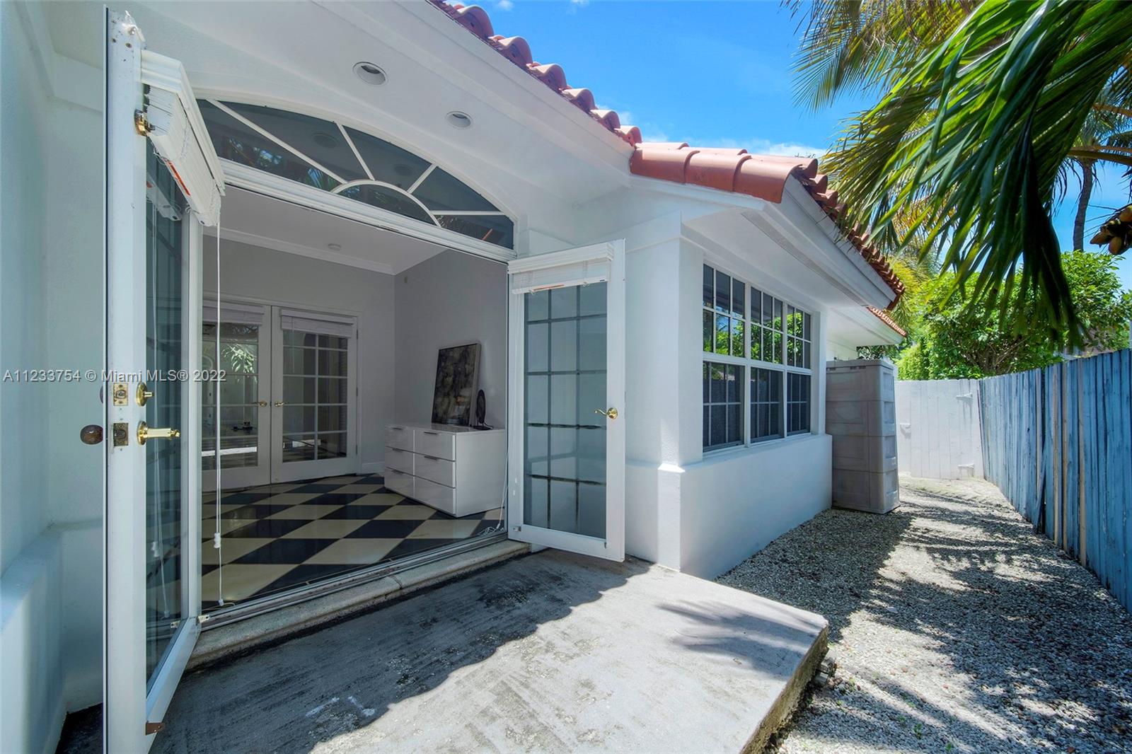 BISCAYNE KEY ESTATES - Residential