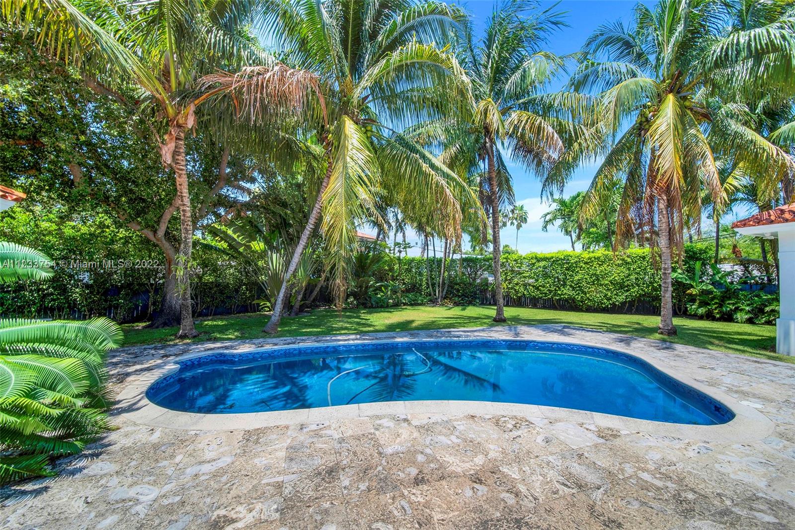 BISCAYNE KEY ESTATES - Residential