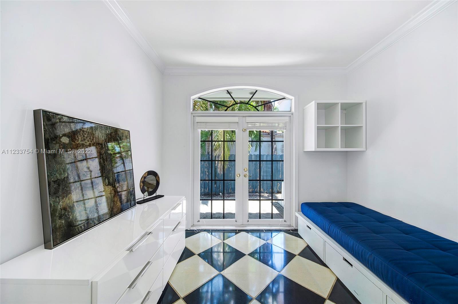 BISCAYNE KEY ESTATES - Residential