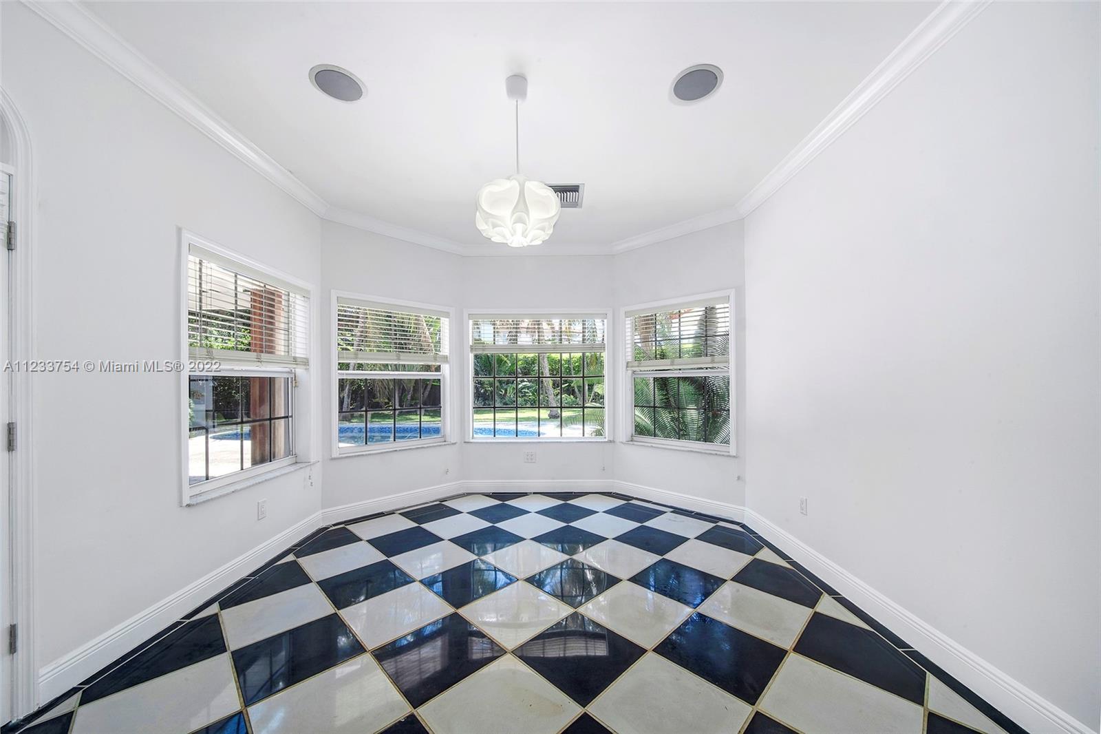 BISCAYNE KEY ESTATES - Residential