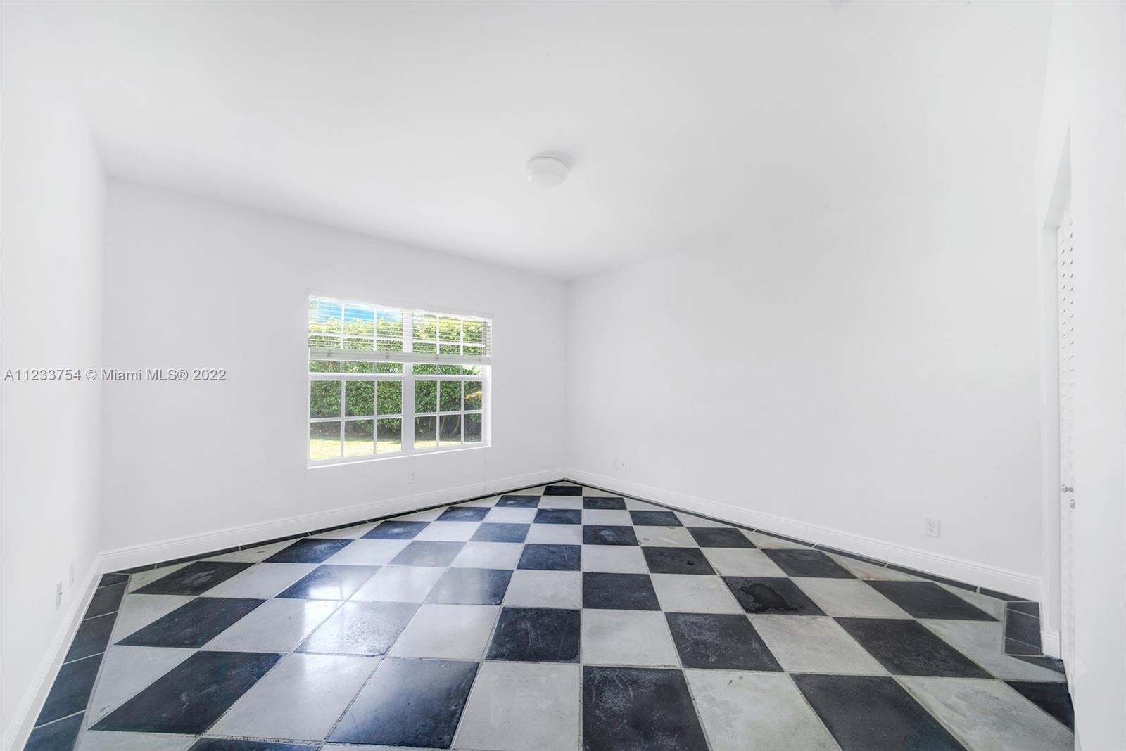 BISCAYNE KEY ESTATES - Residential