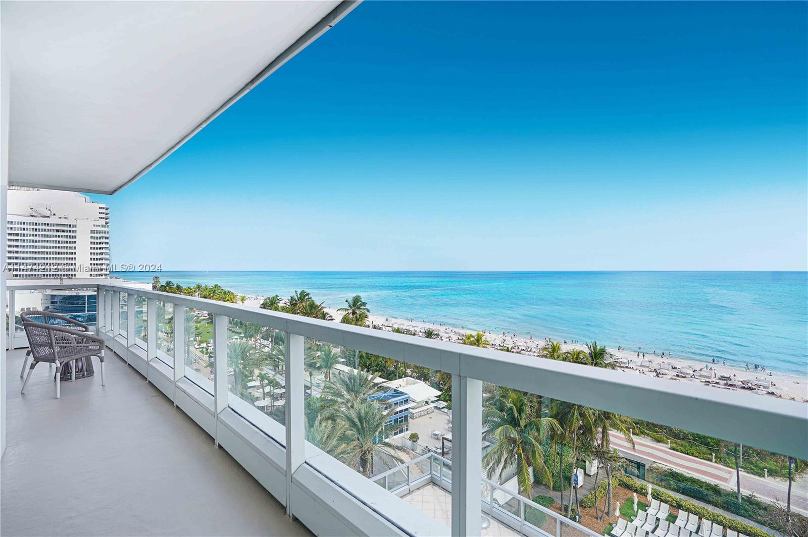 4391 Collins Ave 709