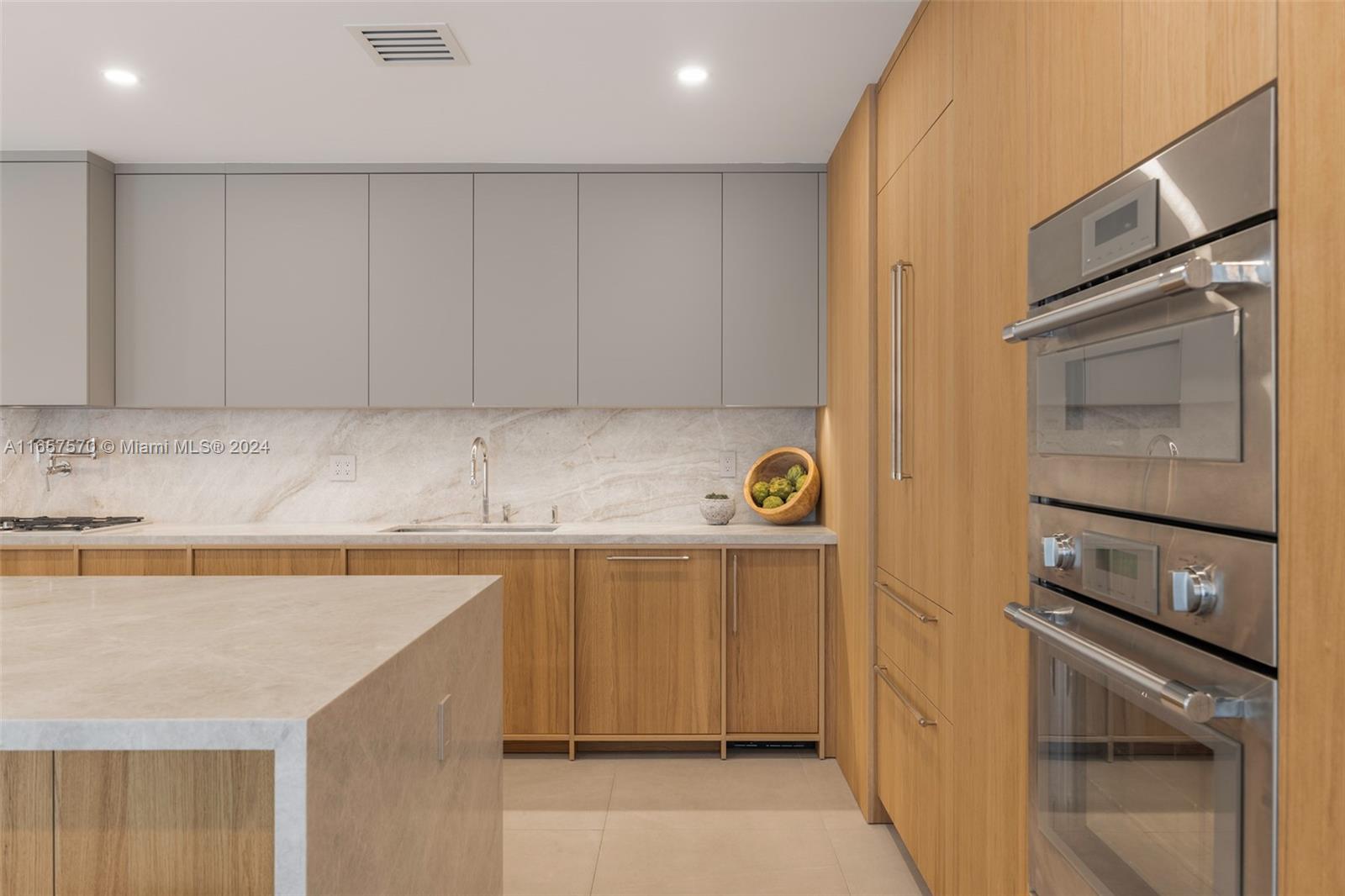 HELMS COUNTRY ESTATES RE- - Residential