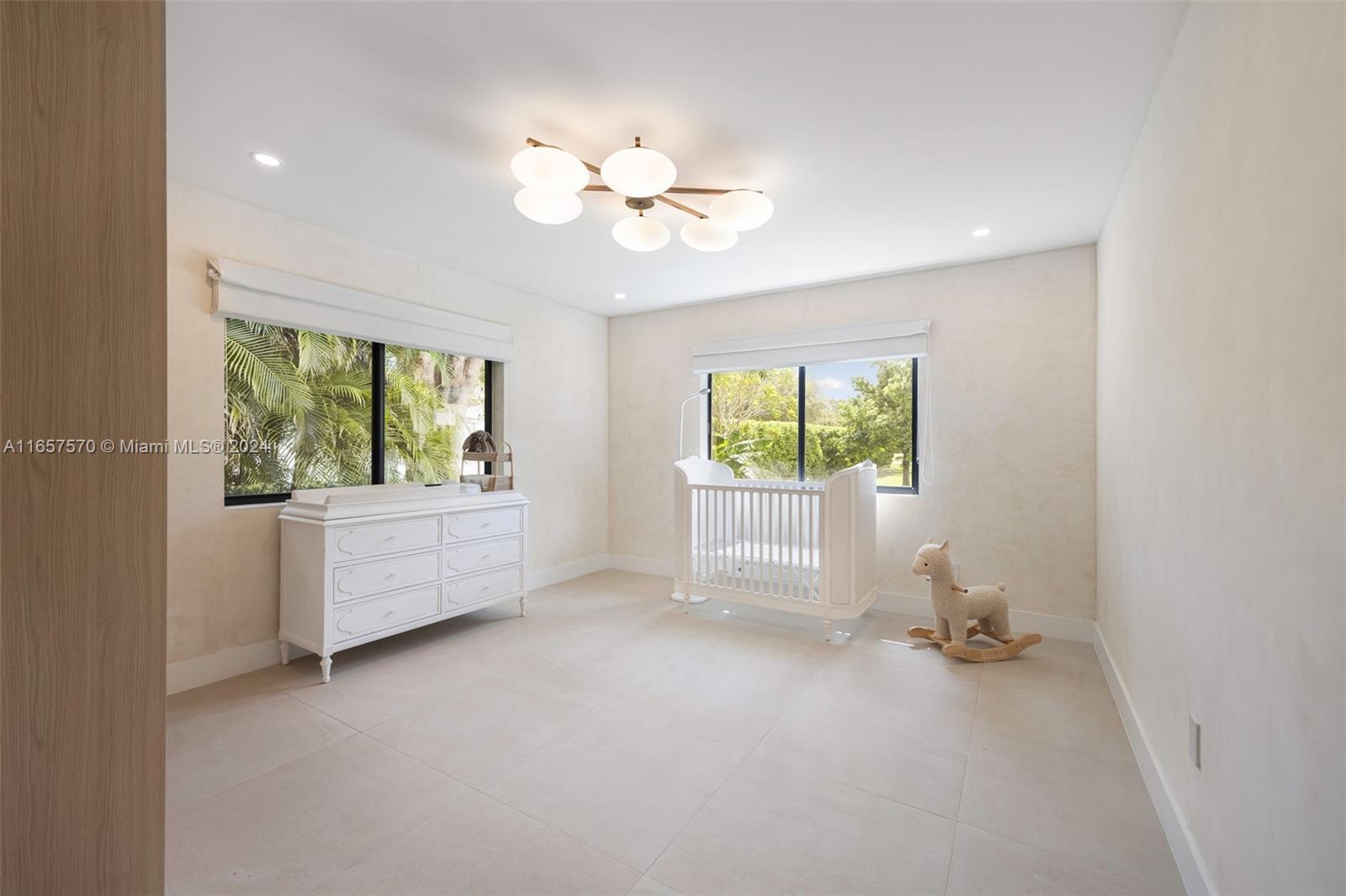 HELMS COUNTRY ESTATES RE- - Residential