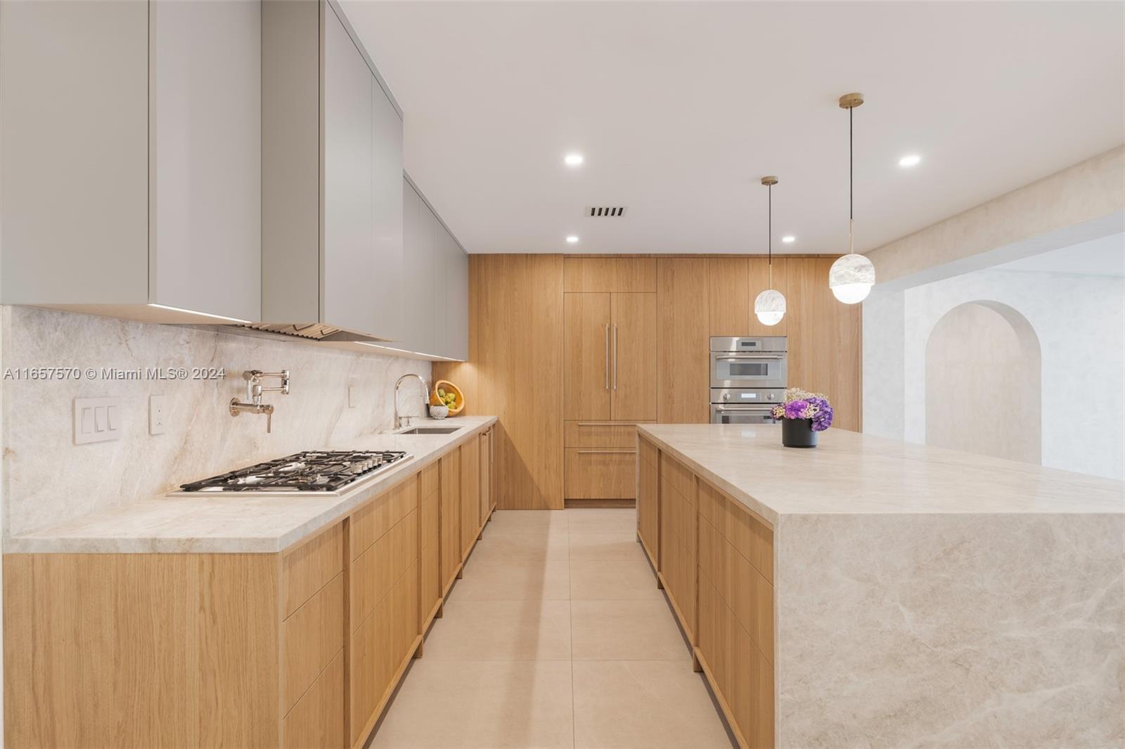 HELMS COUNTRY ESTATES RE- - Residential