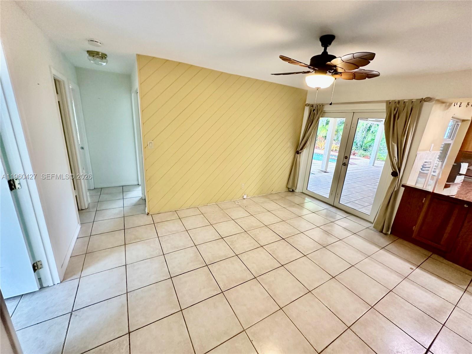 KILLIAN PINES 1ST ADDN - Residential