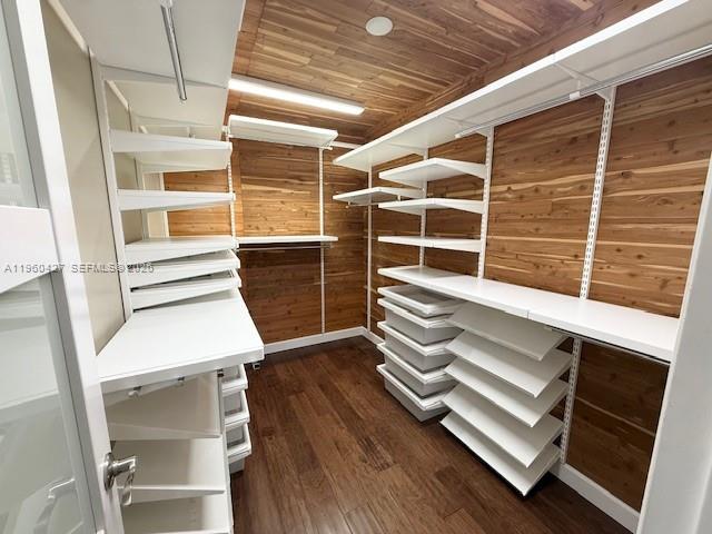 KILLIAN PINES 1ST ADDN - Residential