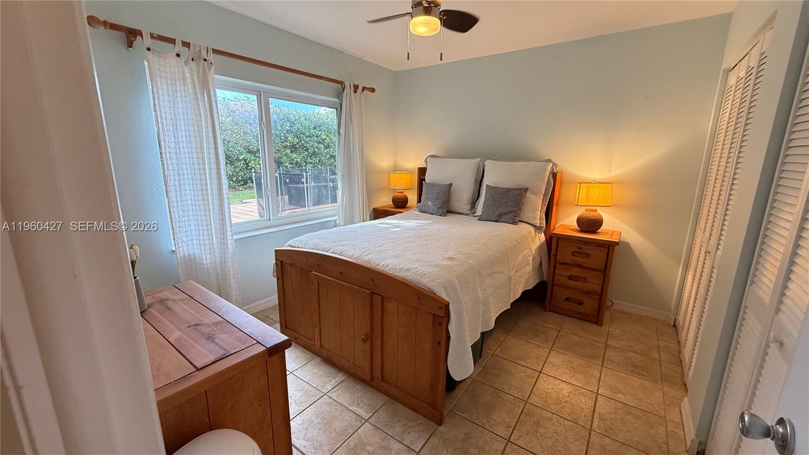 KILLIAN PINES 1ST ADDN - Residential