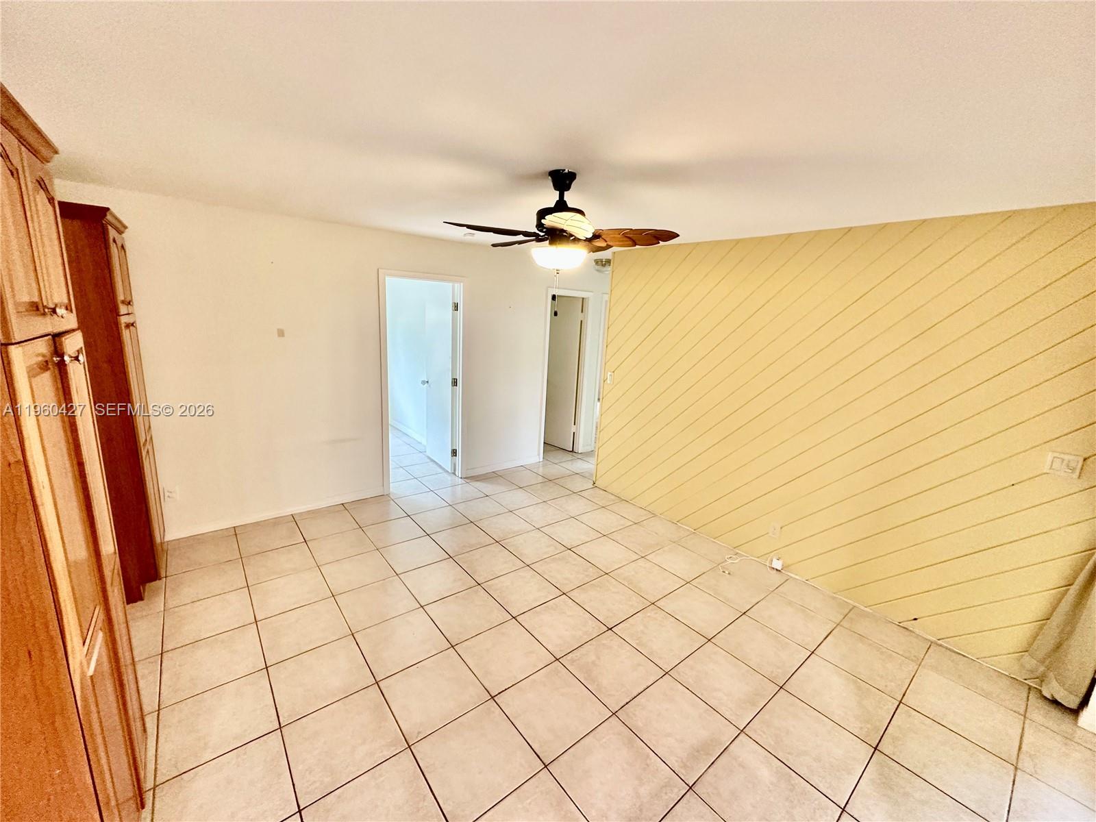 KILLIAN PINES 1ST ADDN - Residential