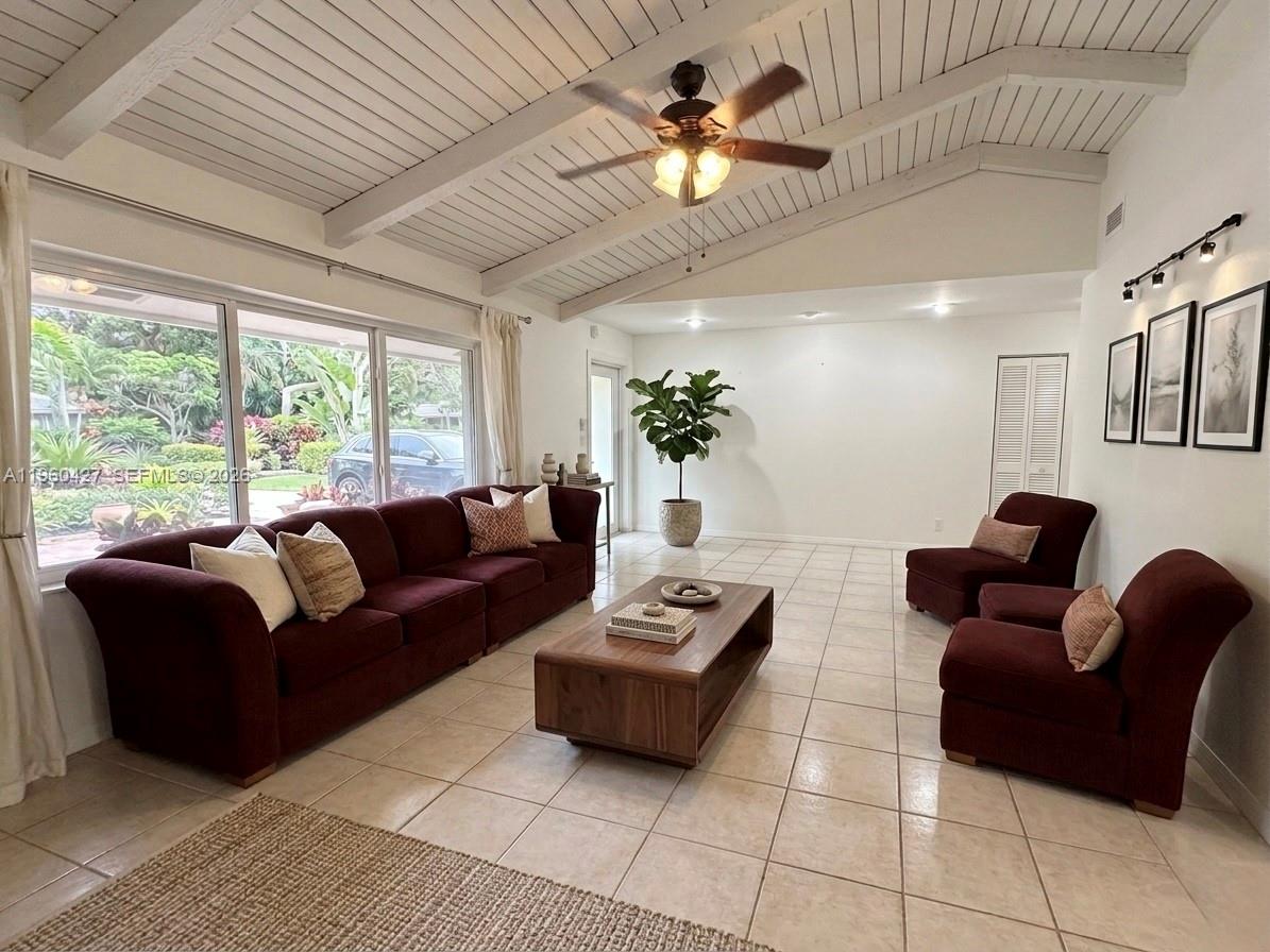 KILLIAN PINES 1ST ADDN - Residential