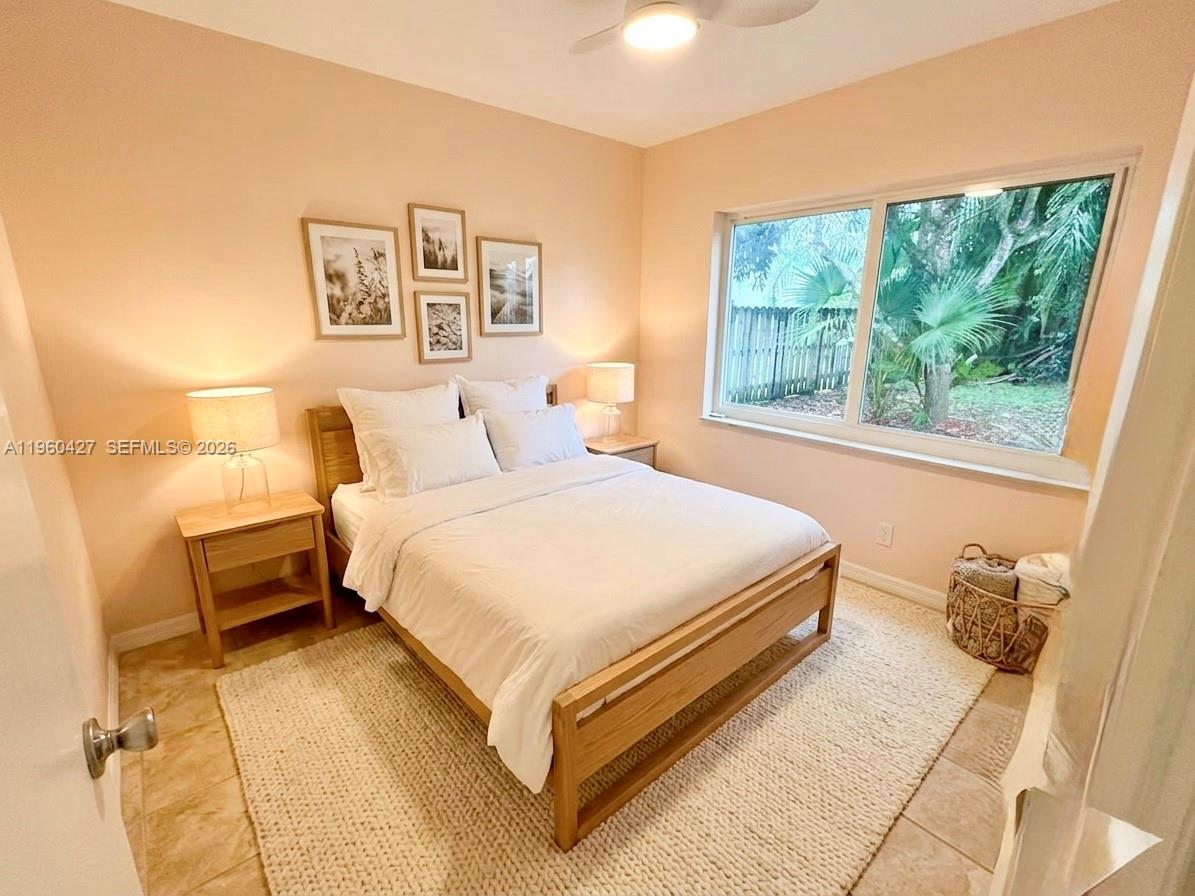 KILLIAN PINES 1ST ADDN - Residential